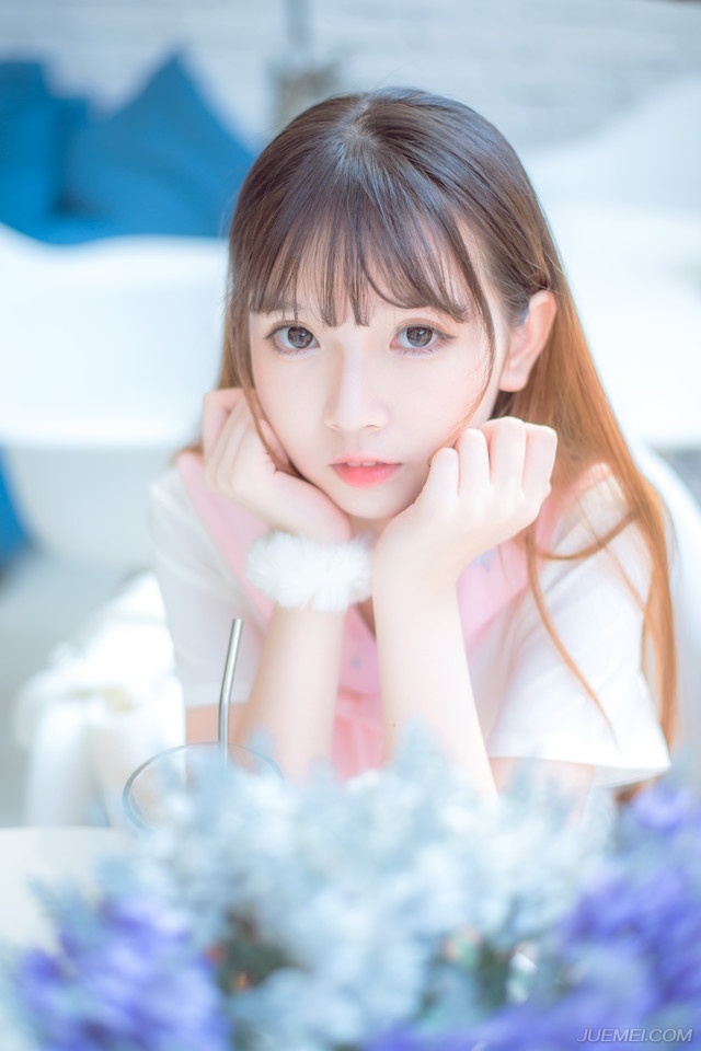 你必须承认，身边总有一些朋友笑声比笑话还好笑。